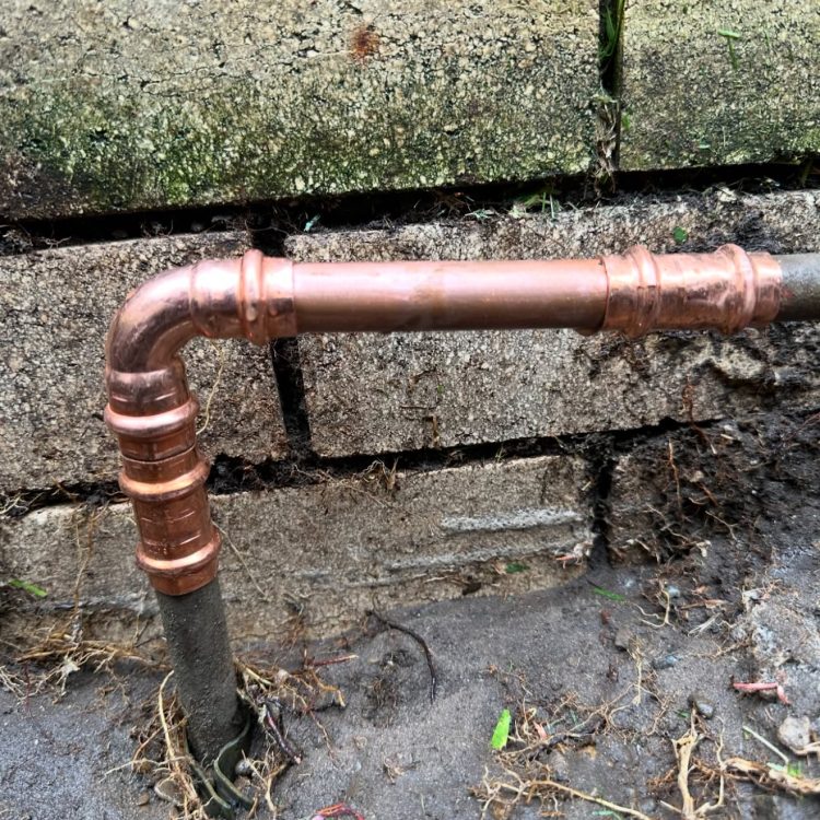 0147ACA8-8F2B-4EB7-94AD-AB6A1ED586A9